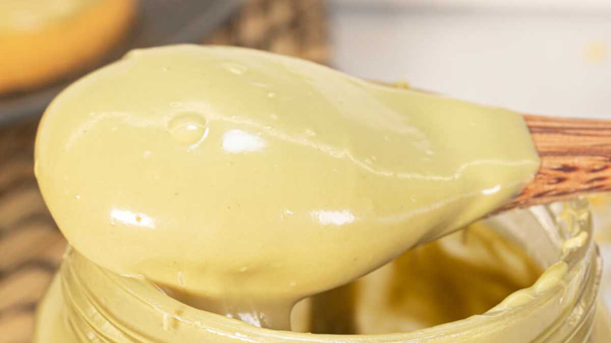 Nextua crema proteica spalmabile al gusto di pistacchio adatta per colazioni proteiche, pancakes, porridge e ricette proteiche