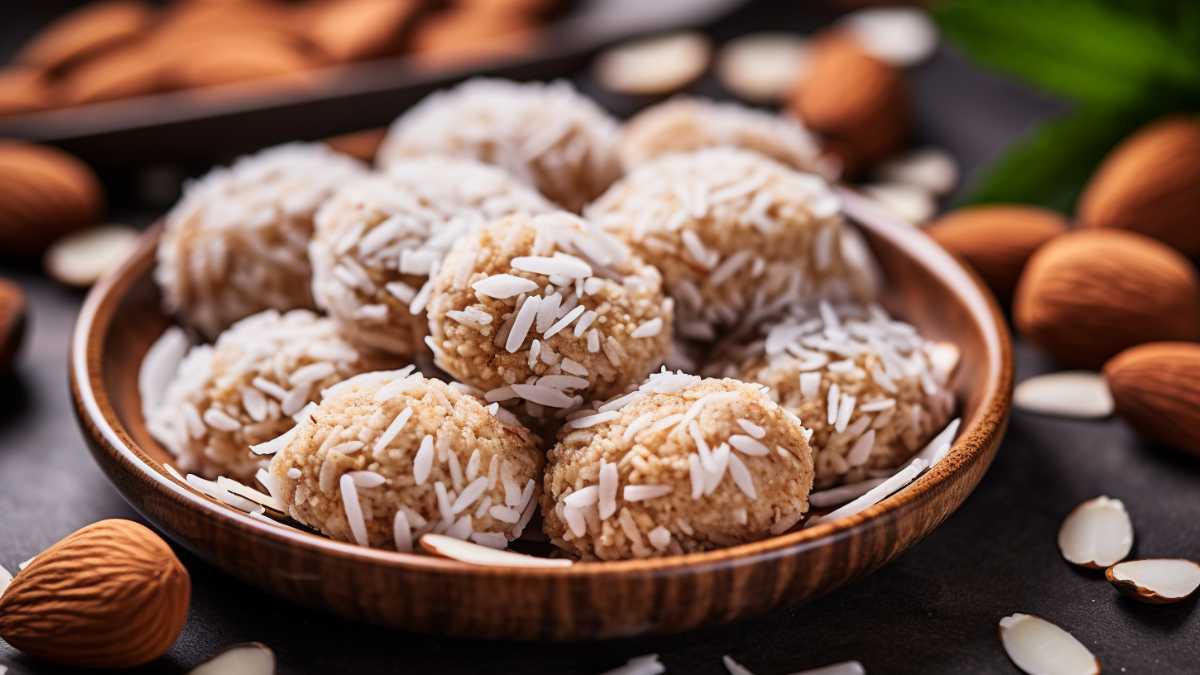 Biscotti proteici preparati con Farina di avena istantanea gusto cocco di Nextua per colazione proteica