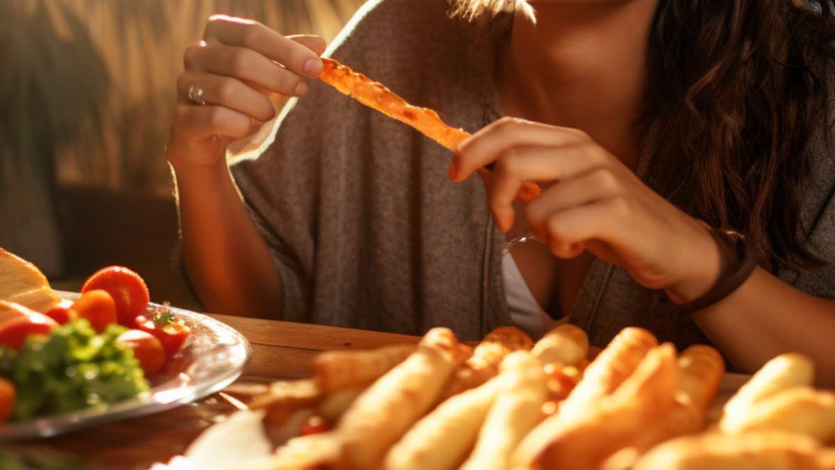 Grissini proteici di nextua preparati per una pasto proteico con la dieta chetogenica